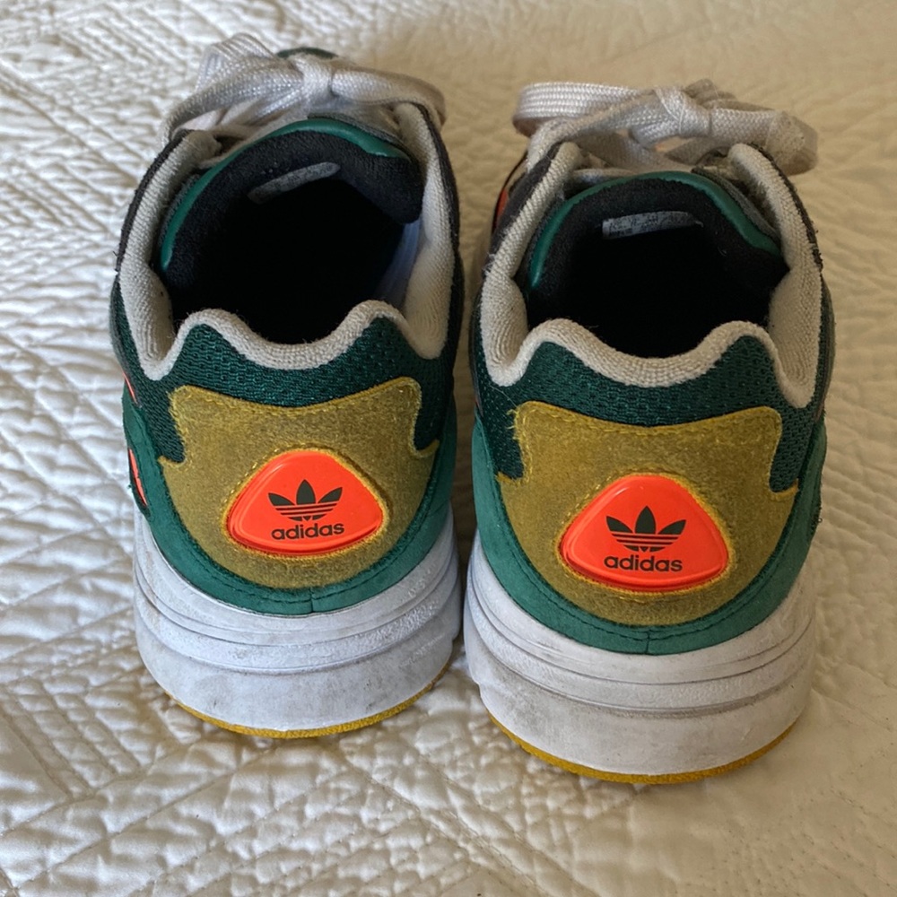 Adidas snickers